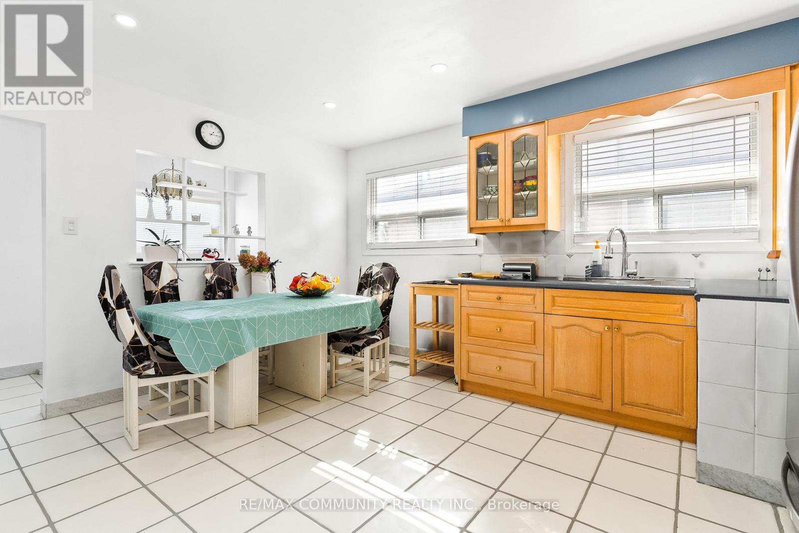 Property at 106 VICTORY DRIVE image 5
