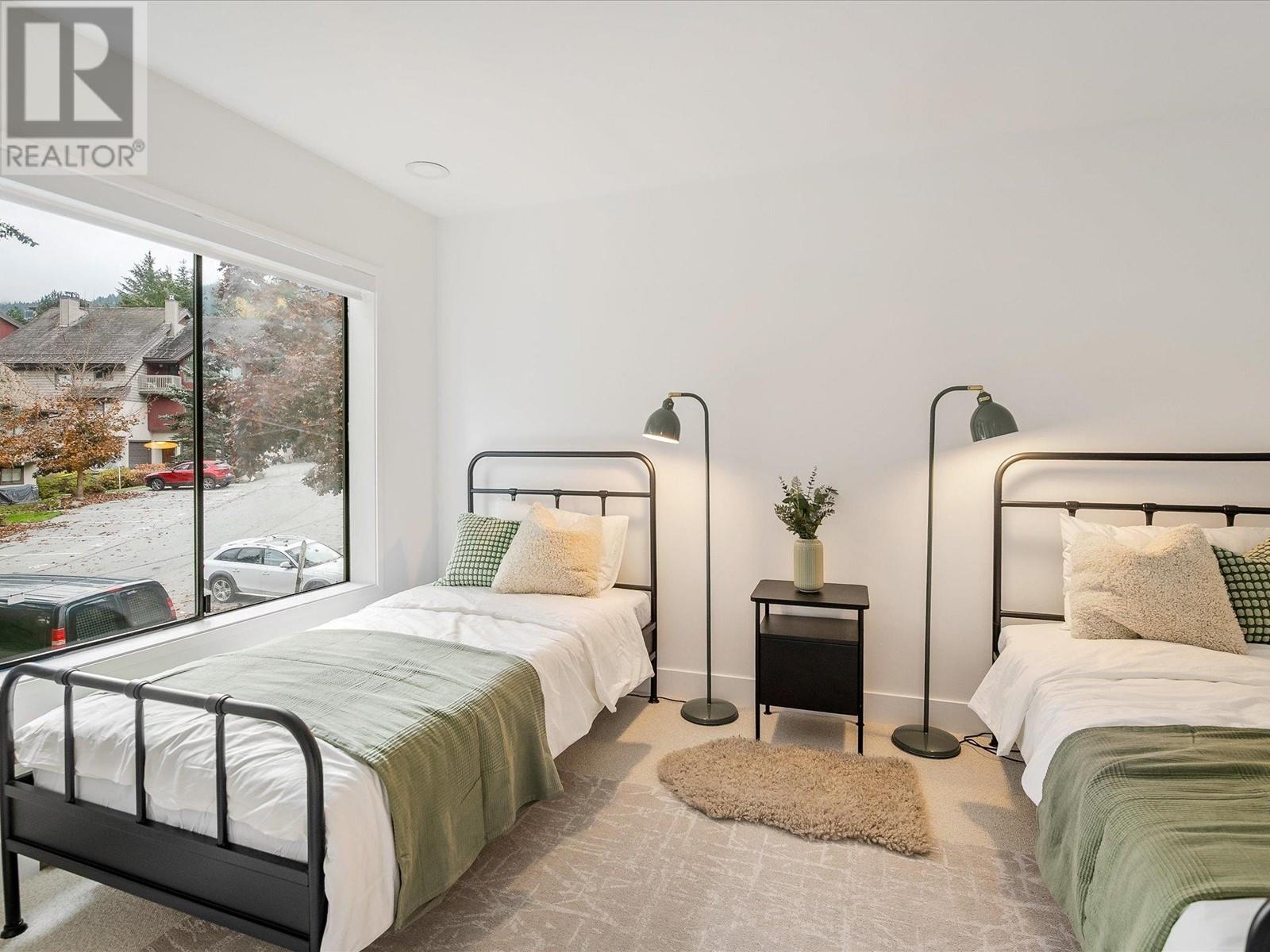 31 1200 ALTA LAKE ROAD