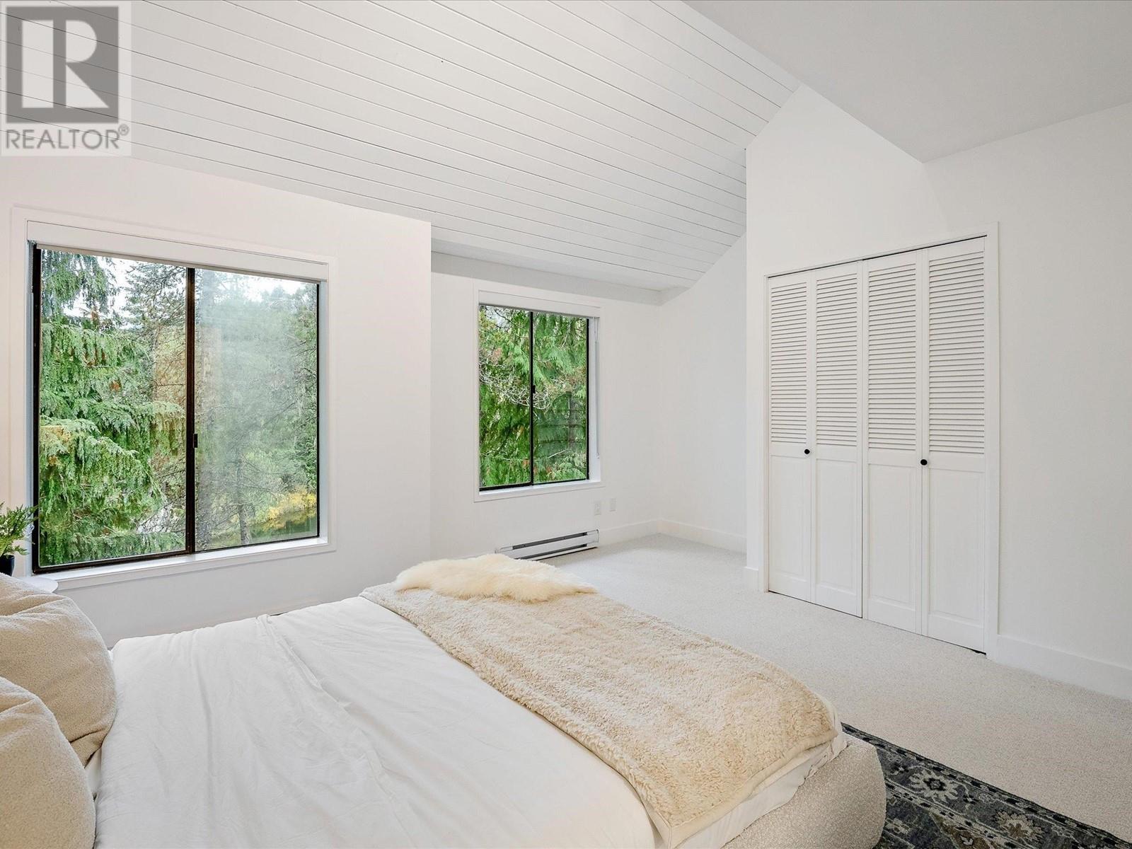 31 1200 ALTA LAKE ROAD