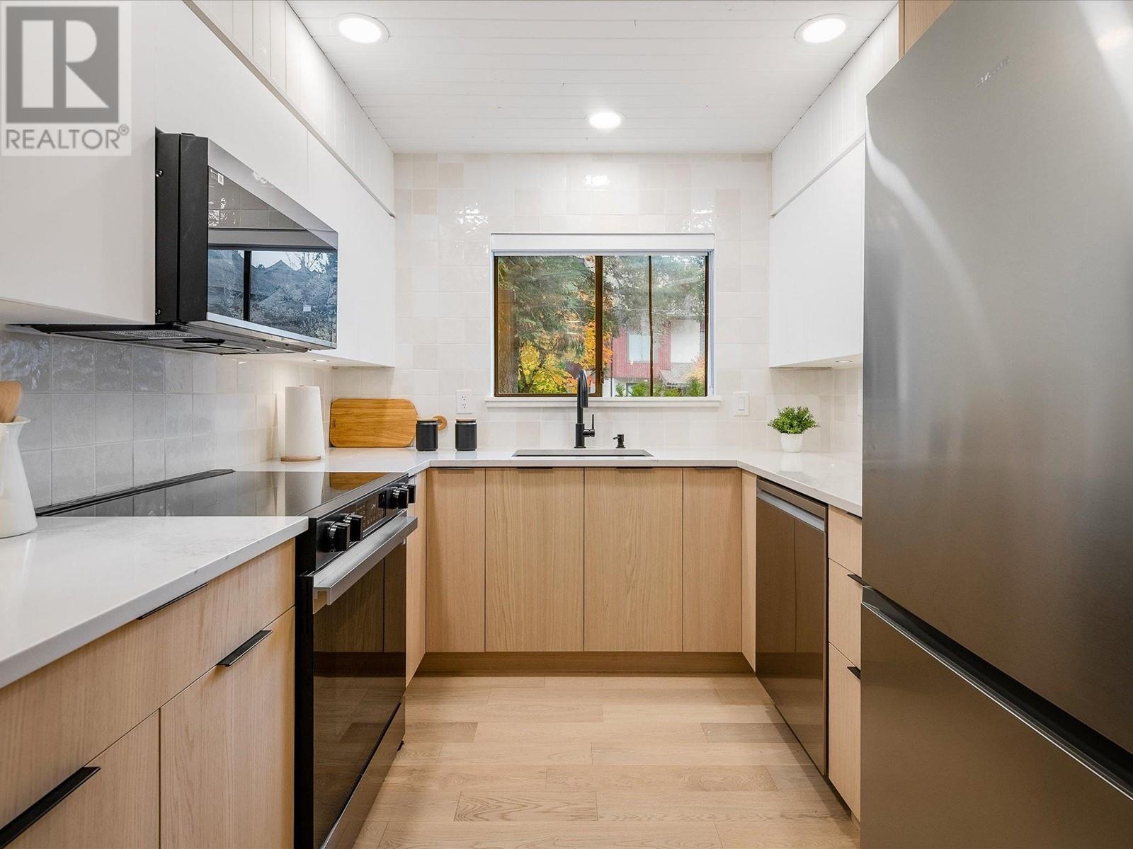 31 1200 ALTA LAKE ROAD