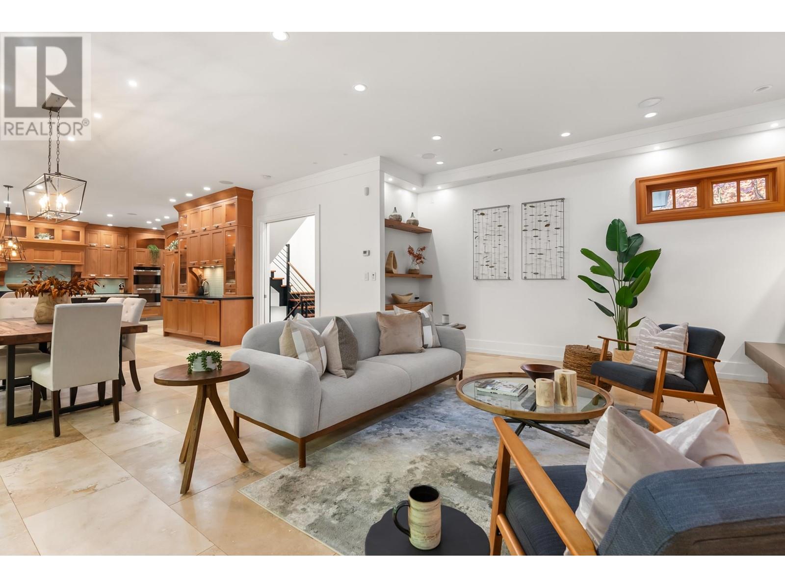2579 Hyannis Point, North Vancouver, British Columbia  V7H 1R9 - Photo 4 - R2939032