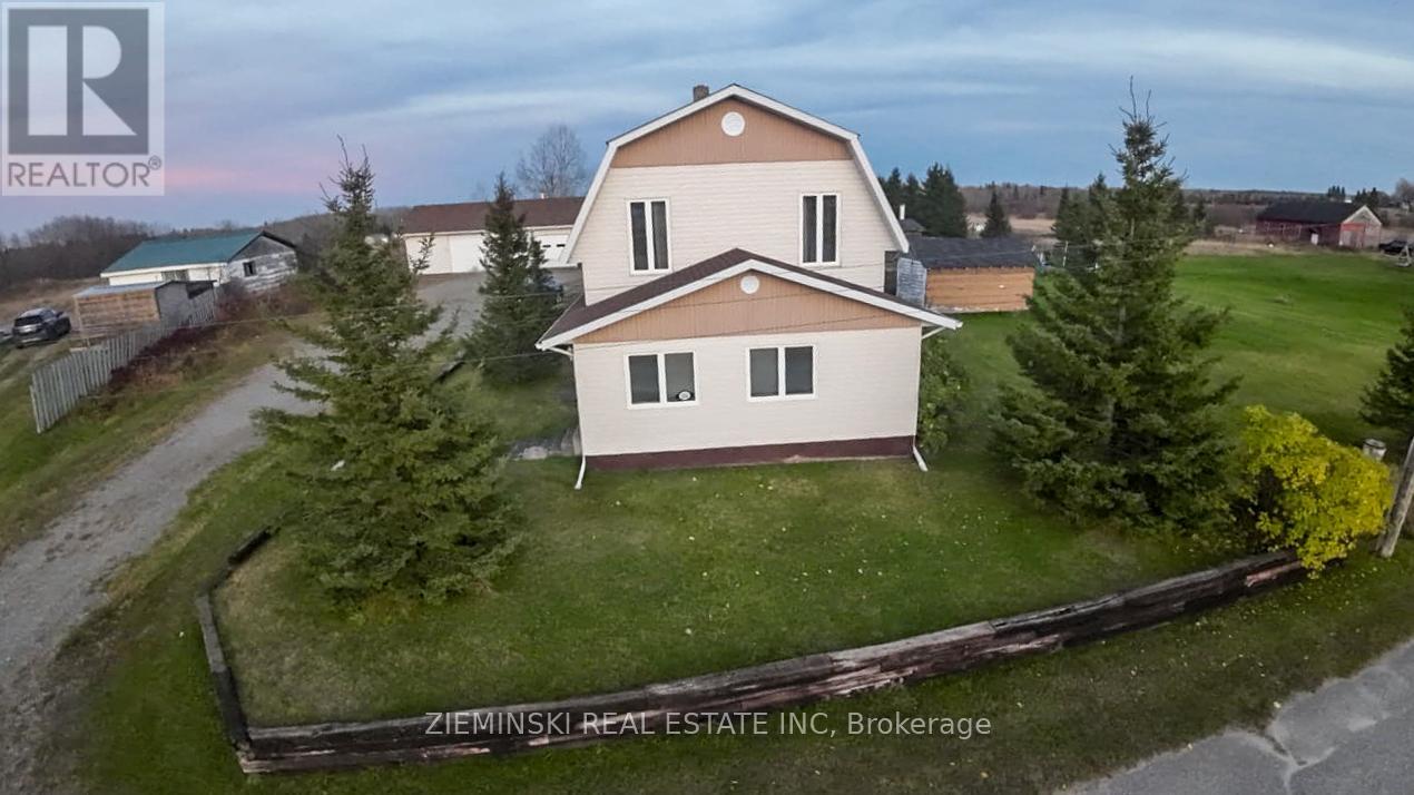 313 Champagne St.  (Ramore), Black River-Matheson, Ontario  P0K 1N0 - Photo 27 - T9512232