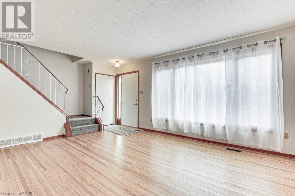 31-33 Ivanhoe Road, Brantford, Ontario  N3R 6V1 - Photo 27 - 40666118