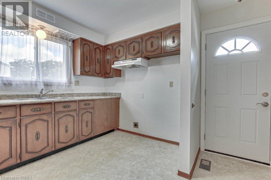 31-33 Ivanhoe Road, Brantford, Ontario  N3R 6V1 - Photo 30 - 40666118