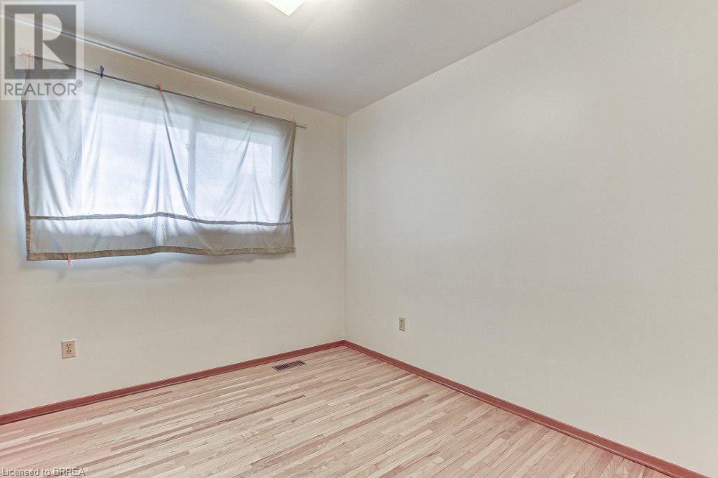 31-33 Ivanhoe Road, Brantford, Ontario  N3R 6V1 - Photo 38 - 40666118