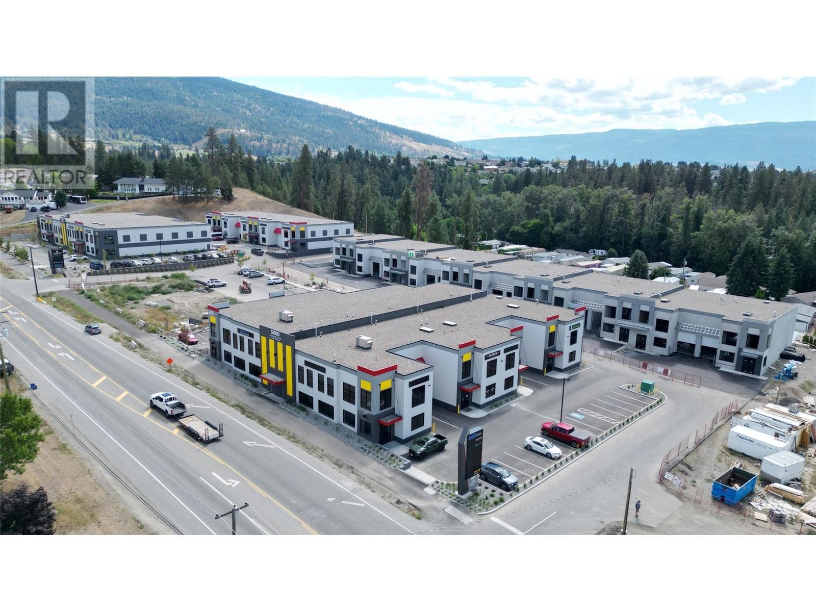4960 Silver Star Road, Vernon, British Columbia  V1B 3K3 - Photo 3 - 10326654