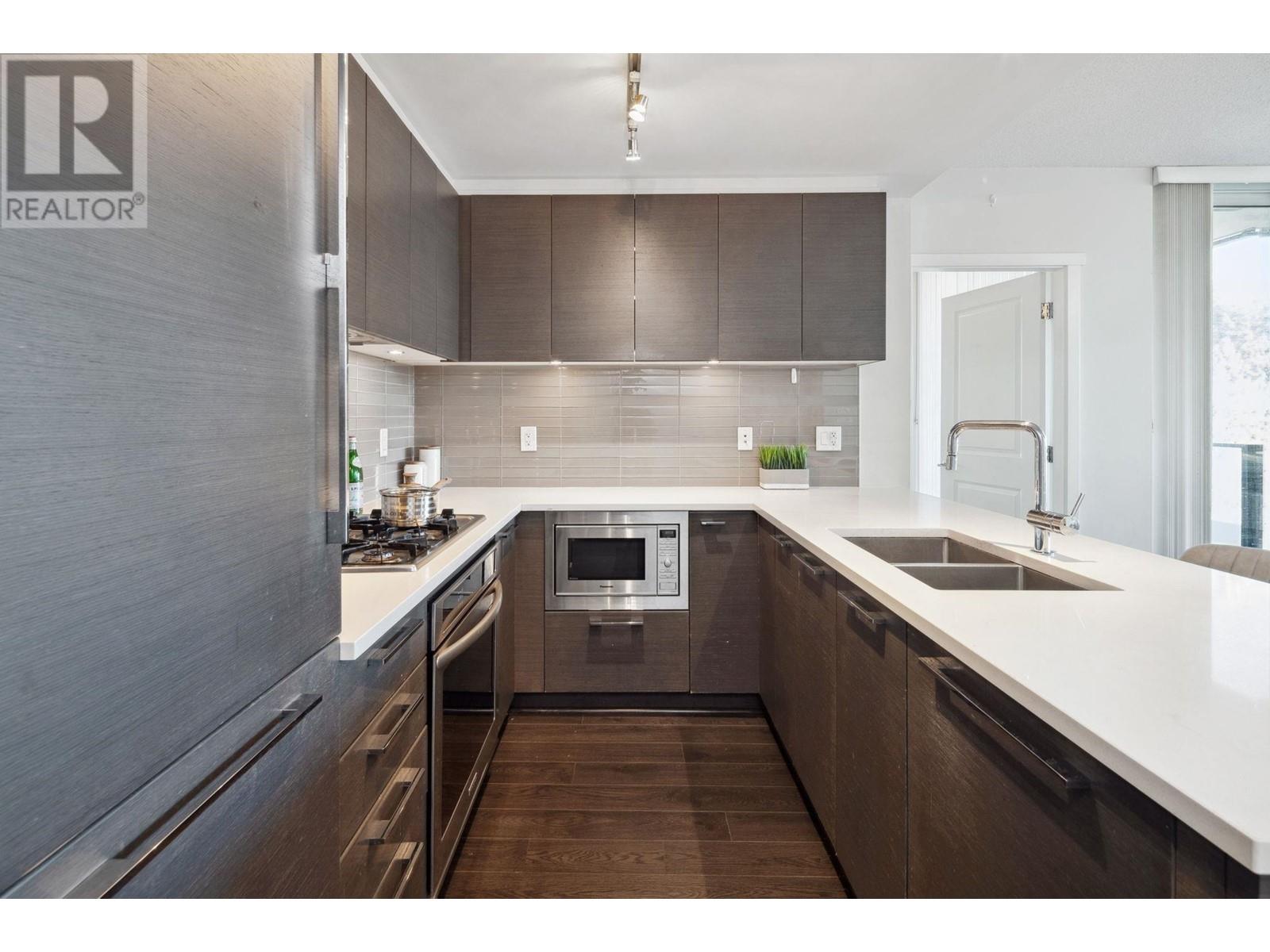 509 6658 Dow Avenue, Burnaby, British Columbia V5H 0C7 - Photo 2 - R2939069