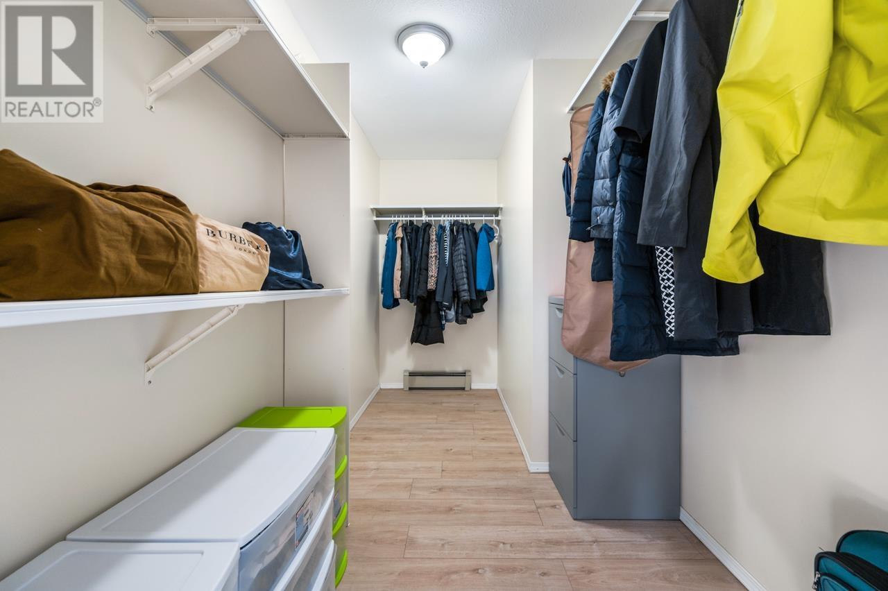 Listing Picture 15 of 34 : 6788 CHATTERTON ROAD, Richmond / 烈治文 - 魯藝地產 Yvonne Lu Group - MLS Medallion Club Member