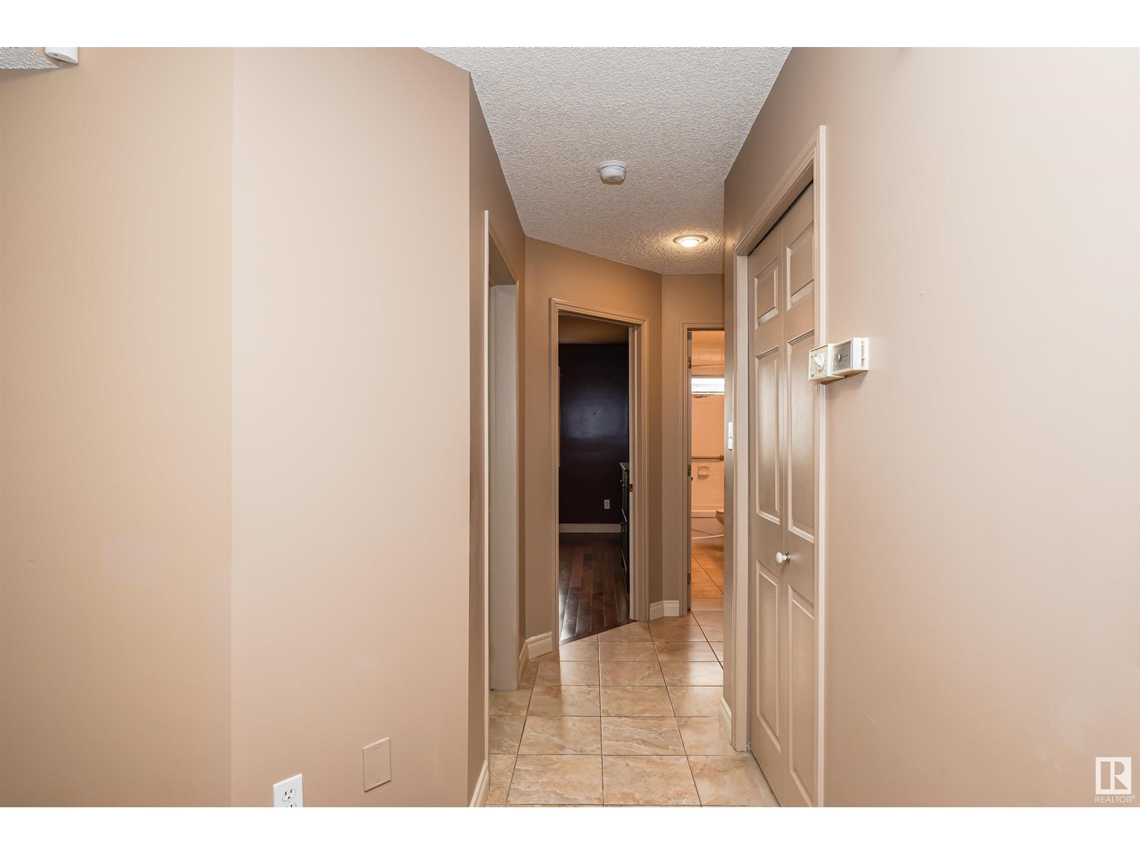 607 Butterworth Wd Nw, Edmonton, Alberta  T6R 2G8 - Photo 18 - E4411746