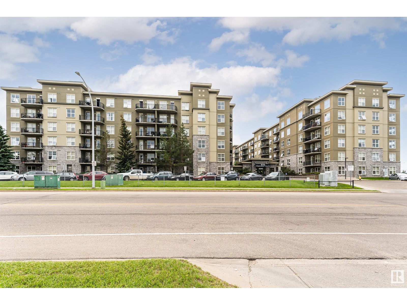 #2-106 4245 139 Av Nw, Edmonton, Alberta  T6R 0W3 - Photo 1 - E4411747