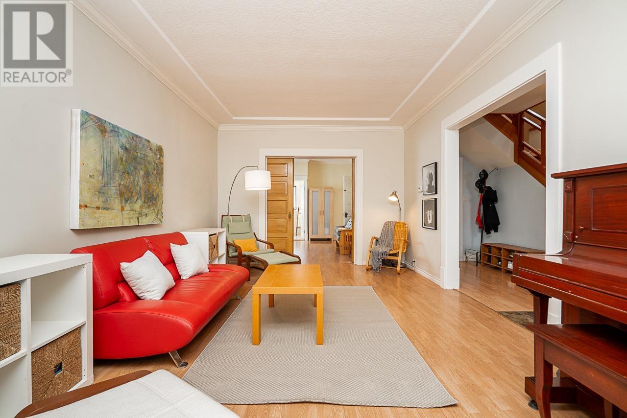 142 E 27th Avenue, Vancouver, British Columbia  V5V 2K4 - Photo 3 - R2937376