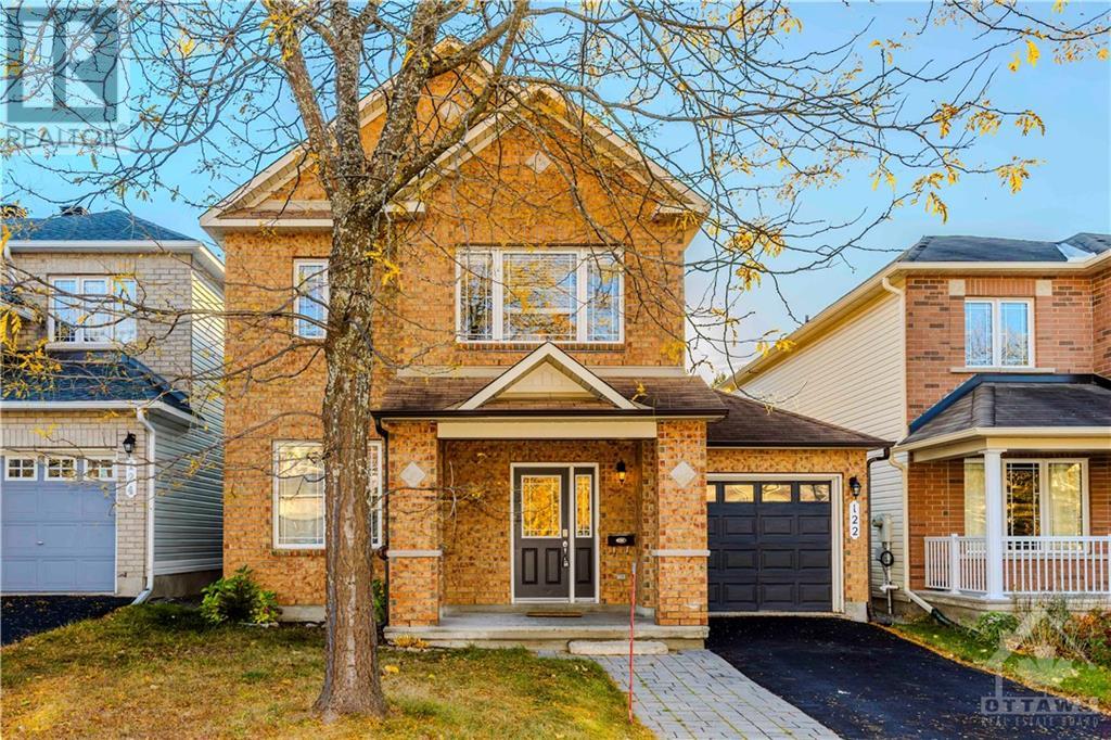 122 WHERNSIDE TERRACE, kanata, Ontario