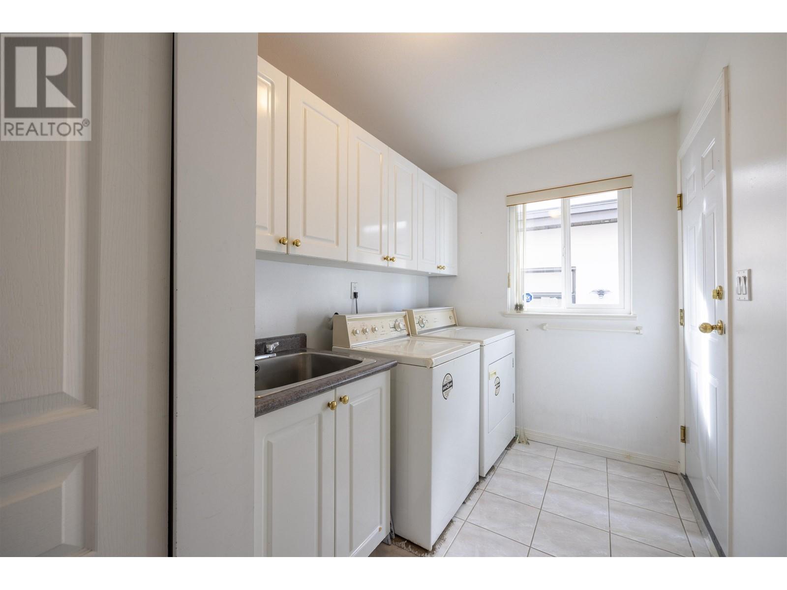 5680 Cedarwood Street, Burnaby, British Columbia  V5G 2K6 - Photo 19 - R2939003