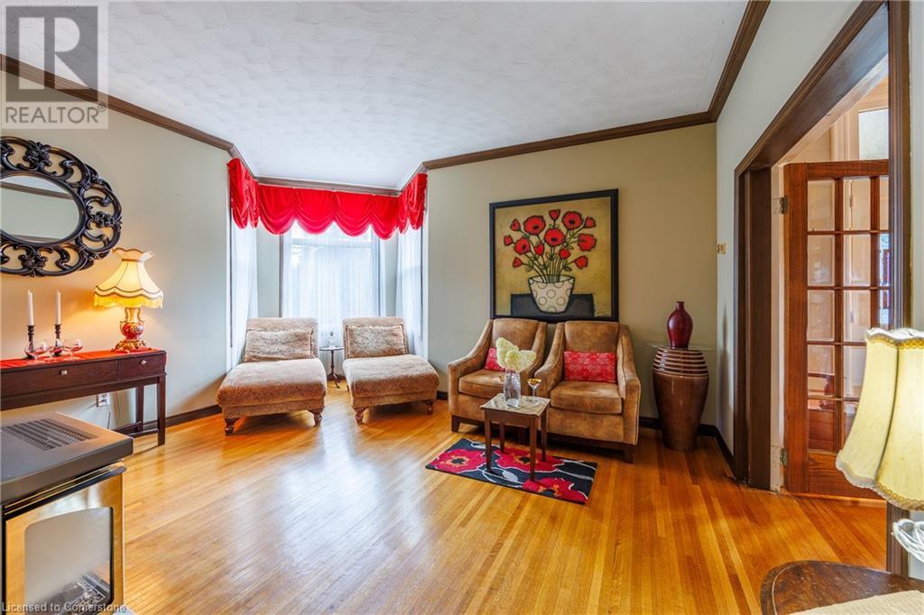 Property at 172 NORFOLK Street image 4