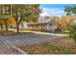 18 PITT STREET, Prince Edward County, Ontario