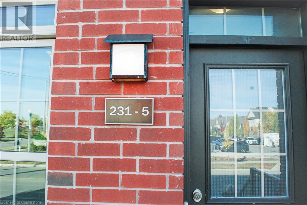 231 Max Becker Drive Unit# 5, Kitchener, Ontario  N2B 1X8 - Photo 3 - 40666569