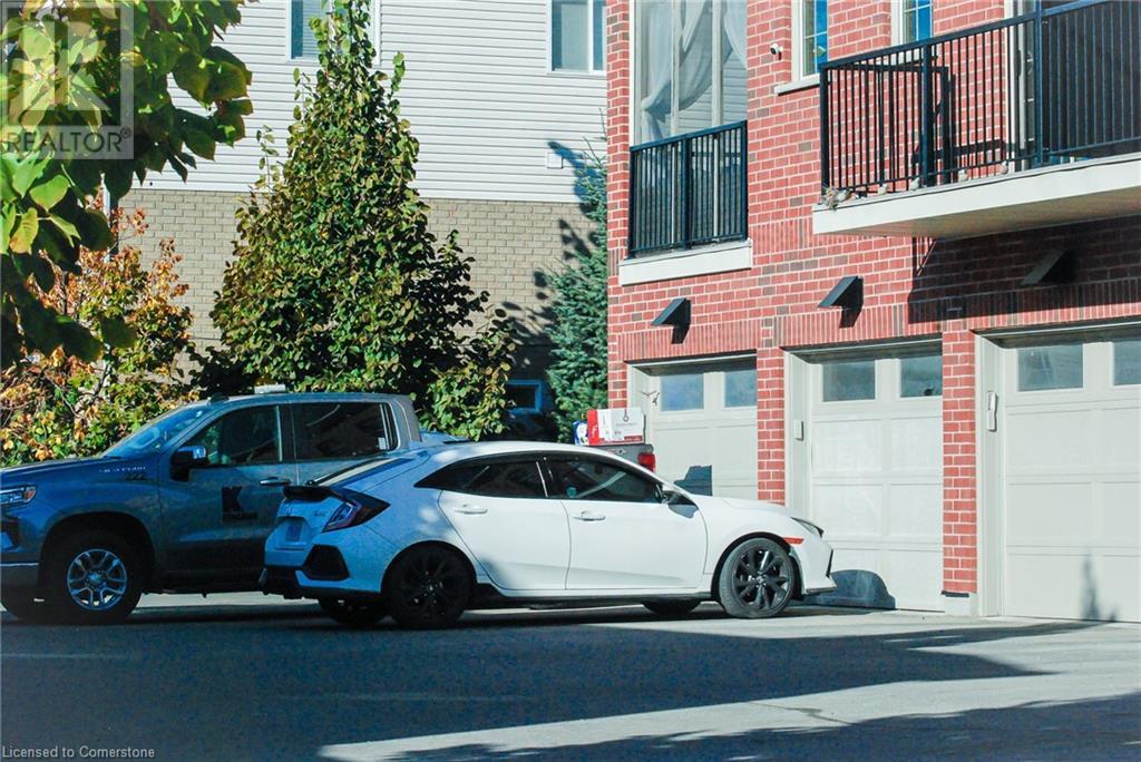231 Max Becker Drive Unit# 5, Kitchener, Ontario  N2B 1X8 - Photo 4 - 40666569