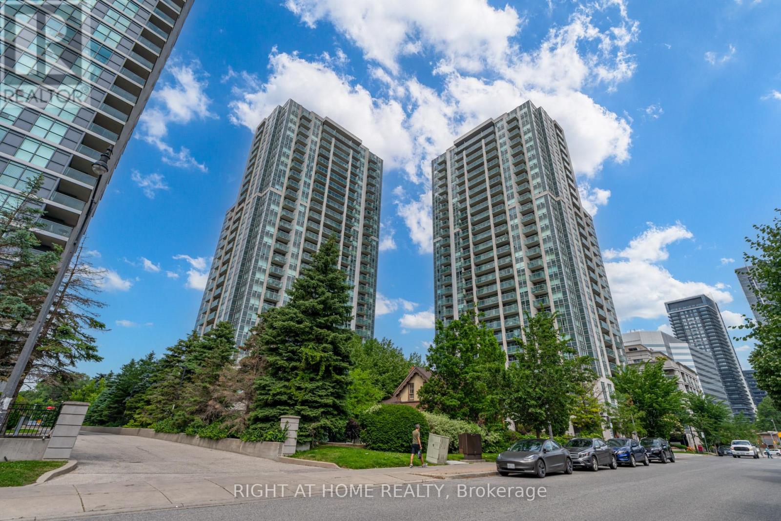 1109 - 18 HARRISON GARDEN BOULEVARD, Toronto, Ontario