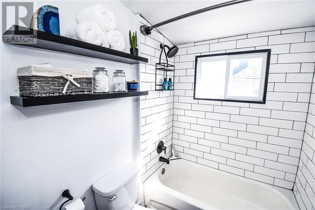 39 Richmond Avenue, St. Catharines, Ontario  L2R 3W6 - Photo 38 - 40653345