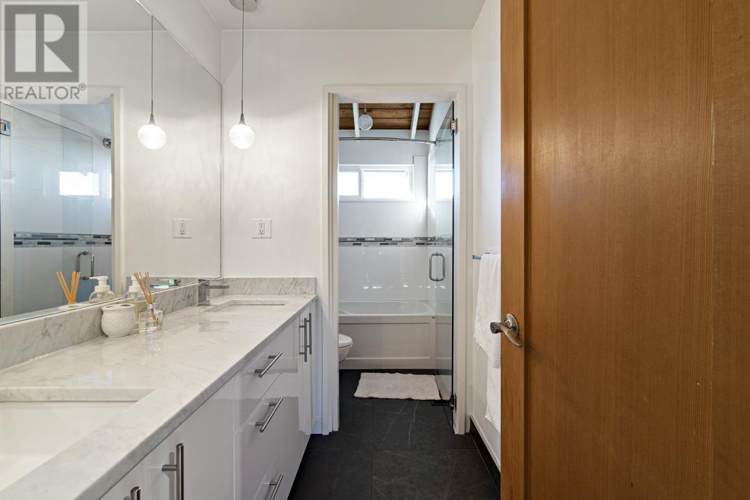 4570 Woodgreen Court, West Vancouver, British Columbia  V7S 2V7 - Photo 24 - R2844698
