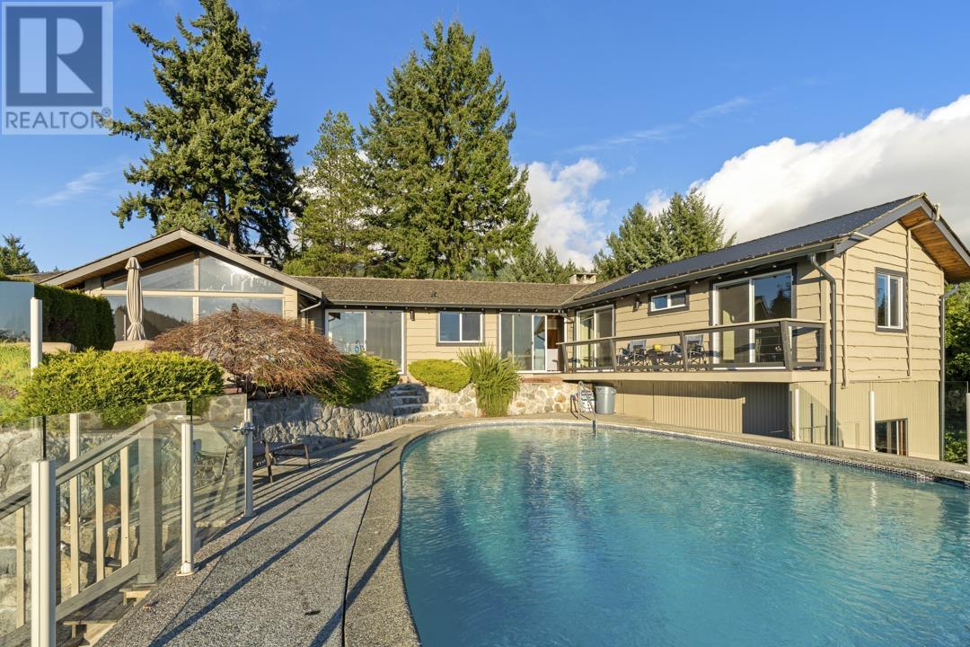 4570 Woodgreen Court, West Vancouver, British Columbia  V7S 2V7 - Photo 5 - R2844698