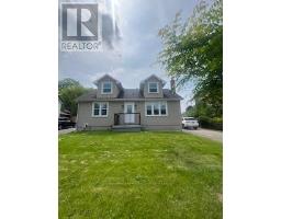 23 IRWIN AVENUE, Aurora, Ontario