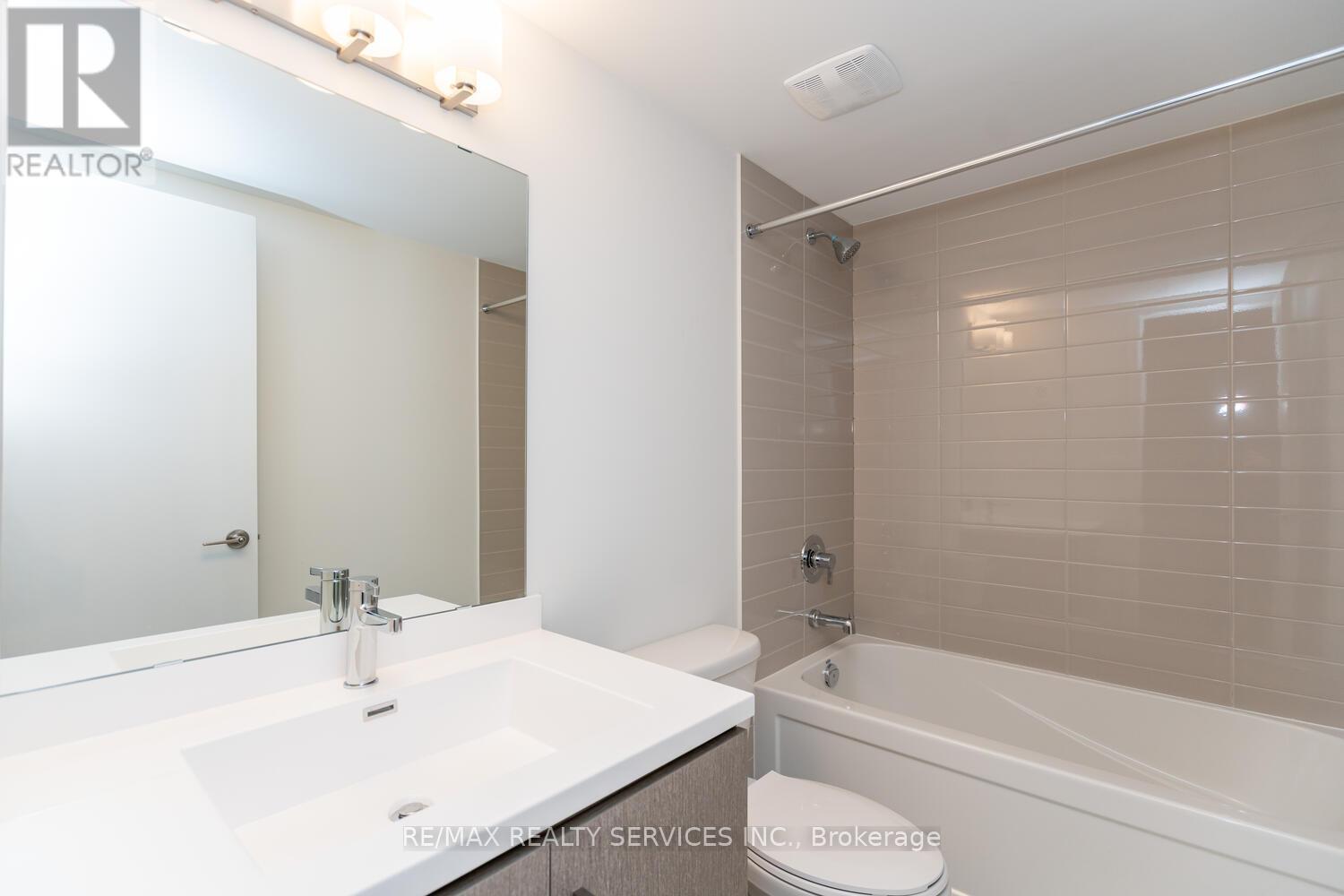 Th 305 - 130 Honeyscrisp Crescent, Vaughan, Ontario  L4K 0N7 - Photo 22 - N9512728