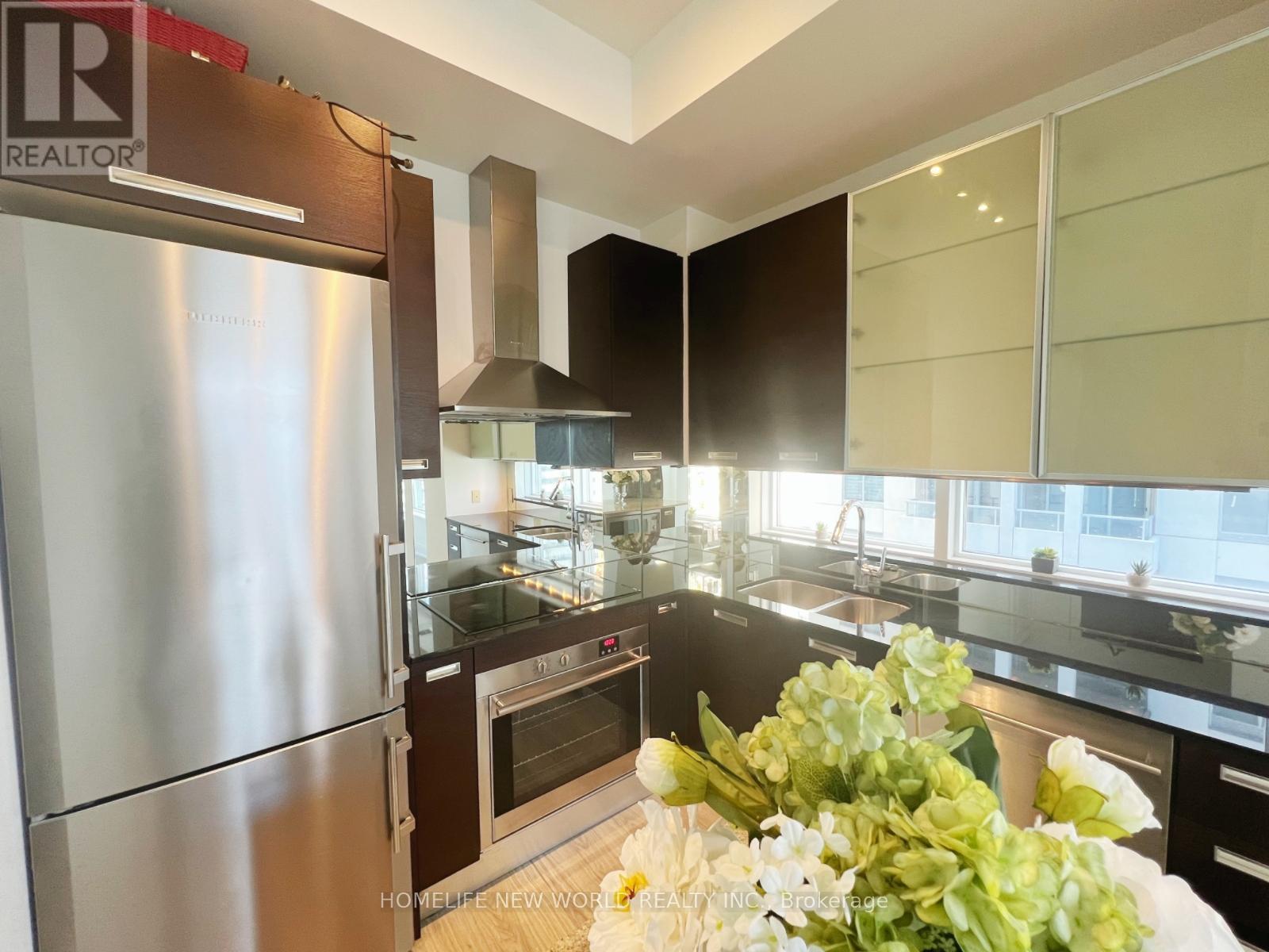 Property at 3001 - 21 BALMUTO STREET image 3