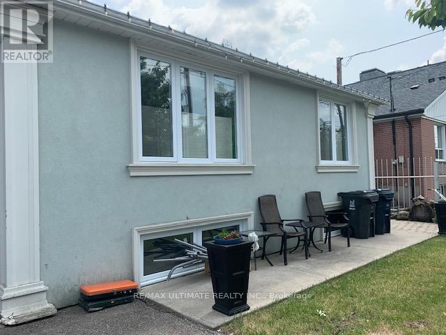 Property at 257 PATRICIA AVENUE image 2