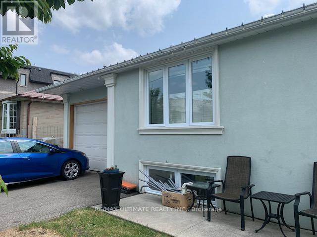 Property at 257 PATRICIA AVENUE image 3