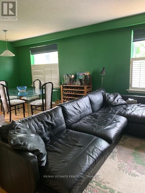 Property at 257 PATRICIA AVENUE image 5