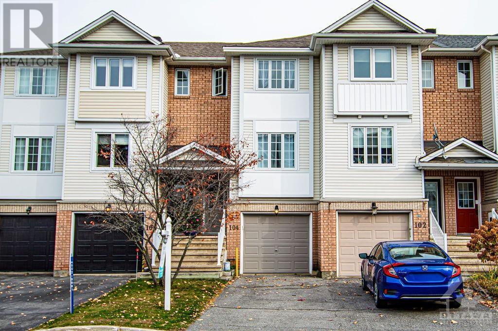 104 Manhattan Crescent, Ottawa, Ontario  K2C 4B7 - Photo 1 - 1417542
