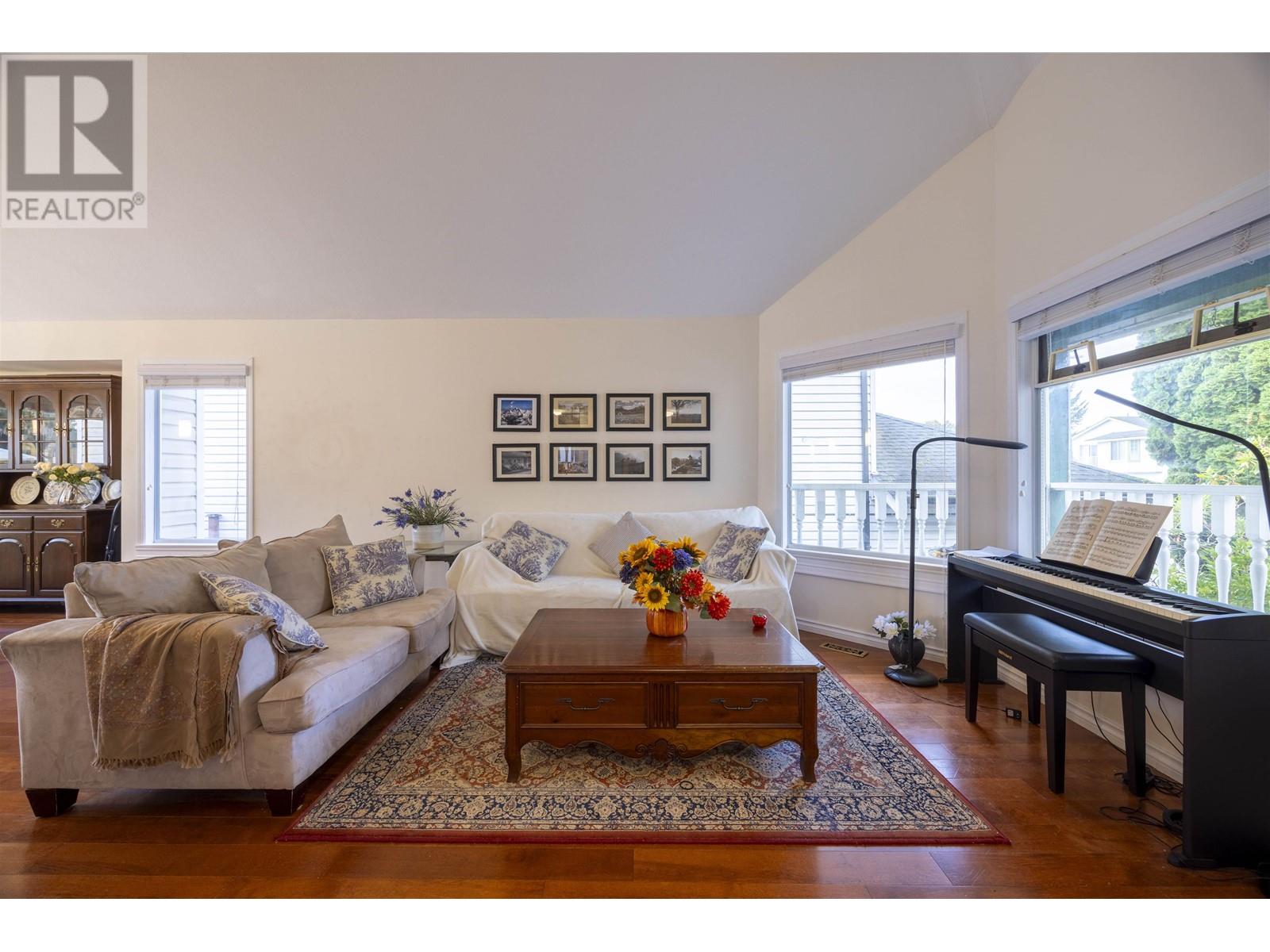 1265 Michigan Drive, Coquitlam, British Columbia  V3B 6T7 - Photo 2 - R2938703