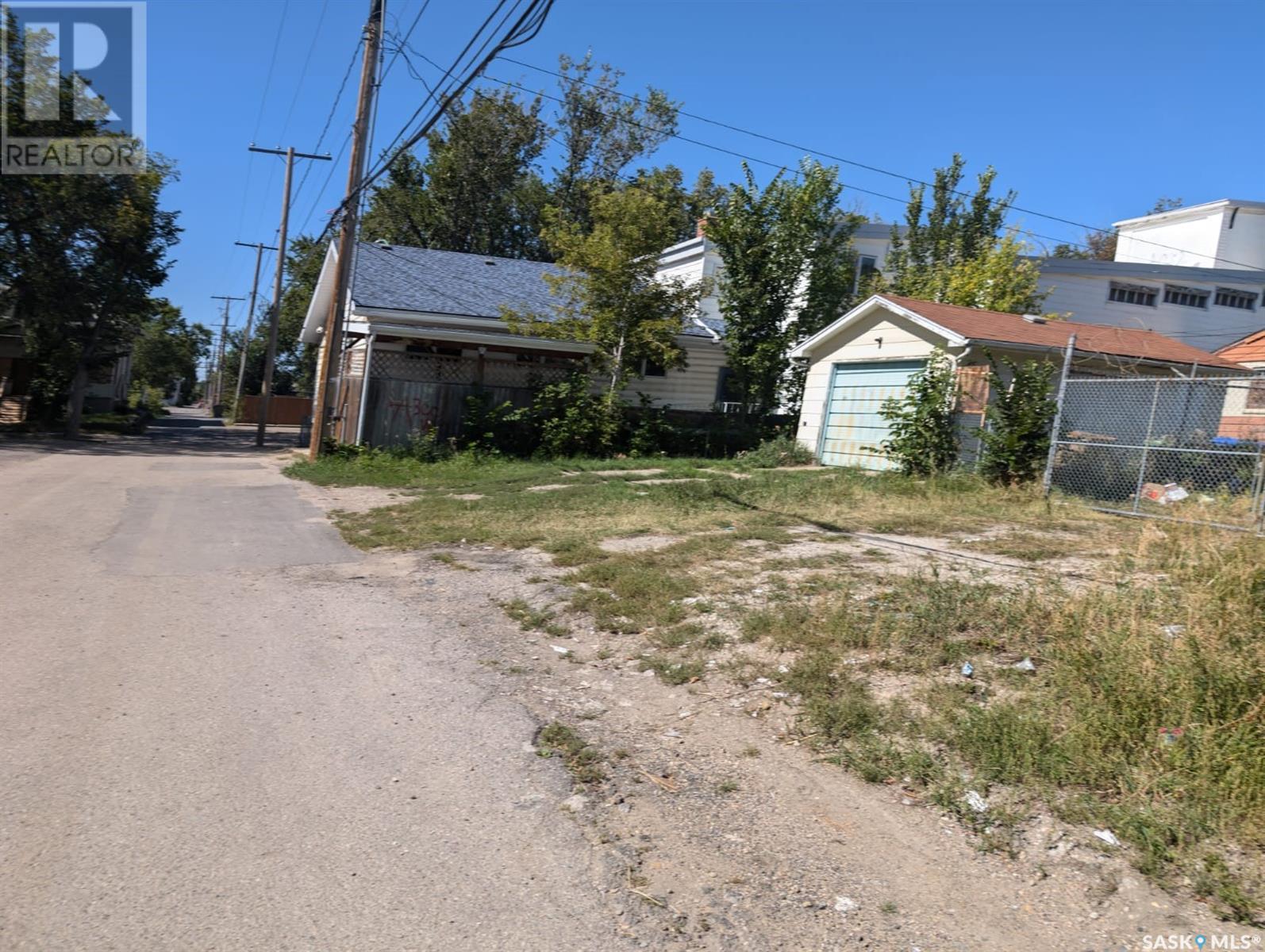 2923 Dewdney Avenue, Regina, Saskatchewan  S4T 0Y1 - Photo 7 - SK986873