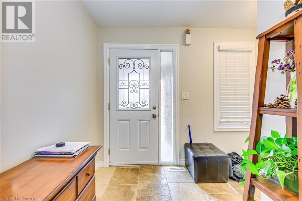 2349 Newcastle Crescent, Oakville, Ontario  L6M 4P6 - Photo 4 - 40667570