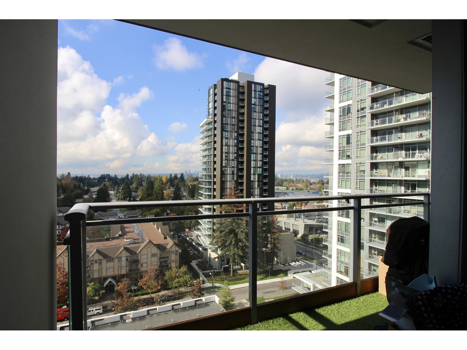 1715 13325 102a Avenue, Surrey, British Columbia  V3T 0J5 - Photo 11 - R2937177