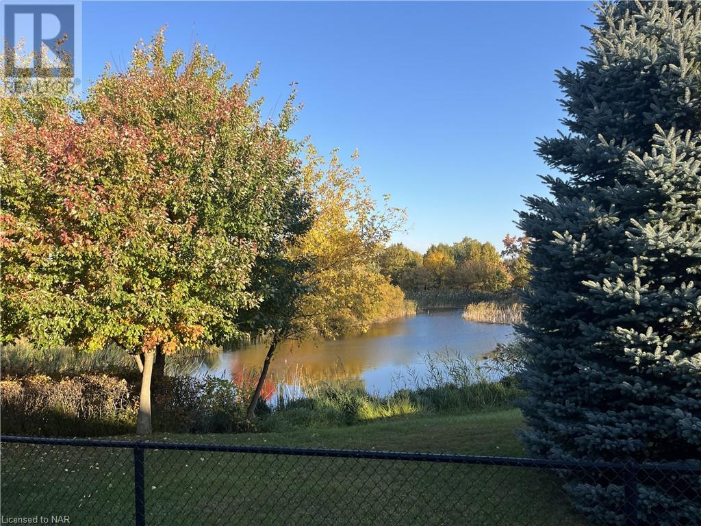 8 Cobblestone Drive, Niagara-On-The-Lake, Ontario  L0S 1J1 - Photo 2 - 40635571