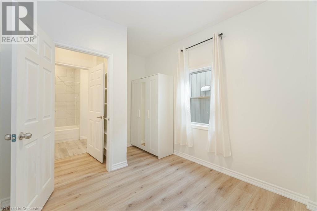 35 Britannia Avenue, Hamilton, Ontario  L8H 1W5 - Photo 28 - 40665574