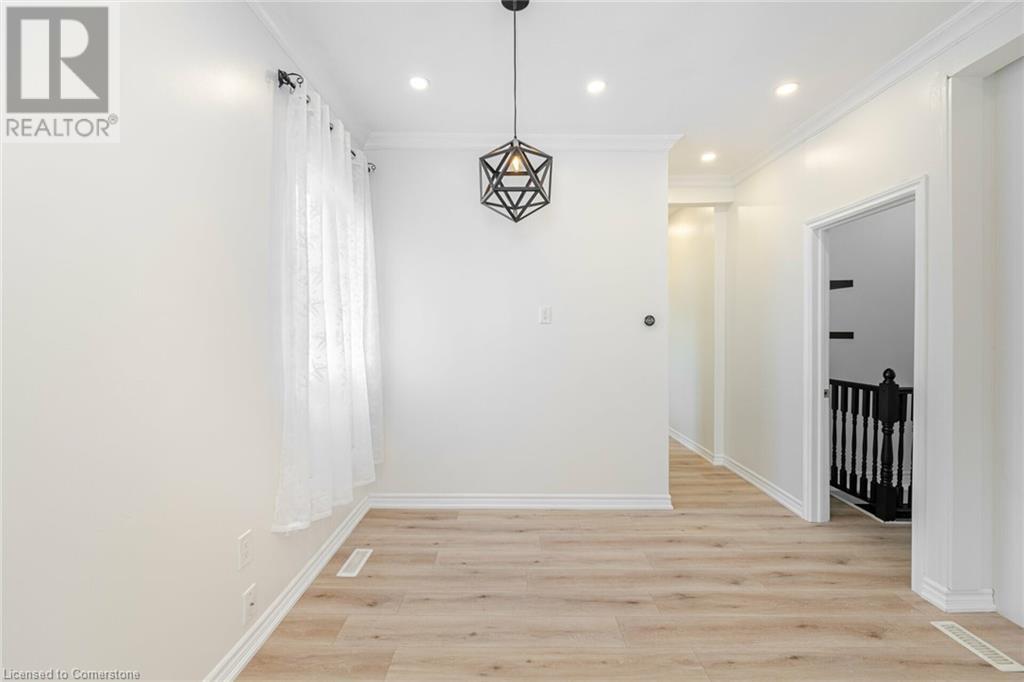 35 Britannia Avenue, Hamilton, Ontario  L8H 1W5 - Photo 23 - 40665574