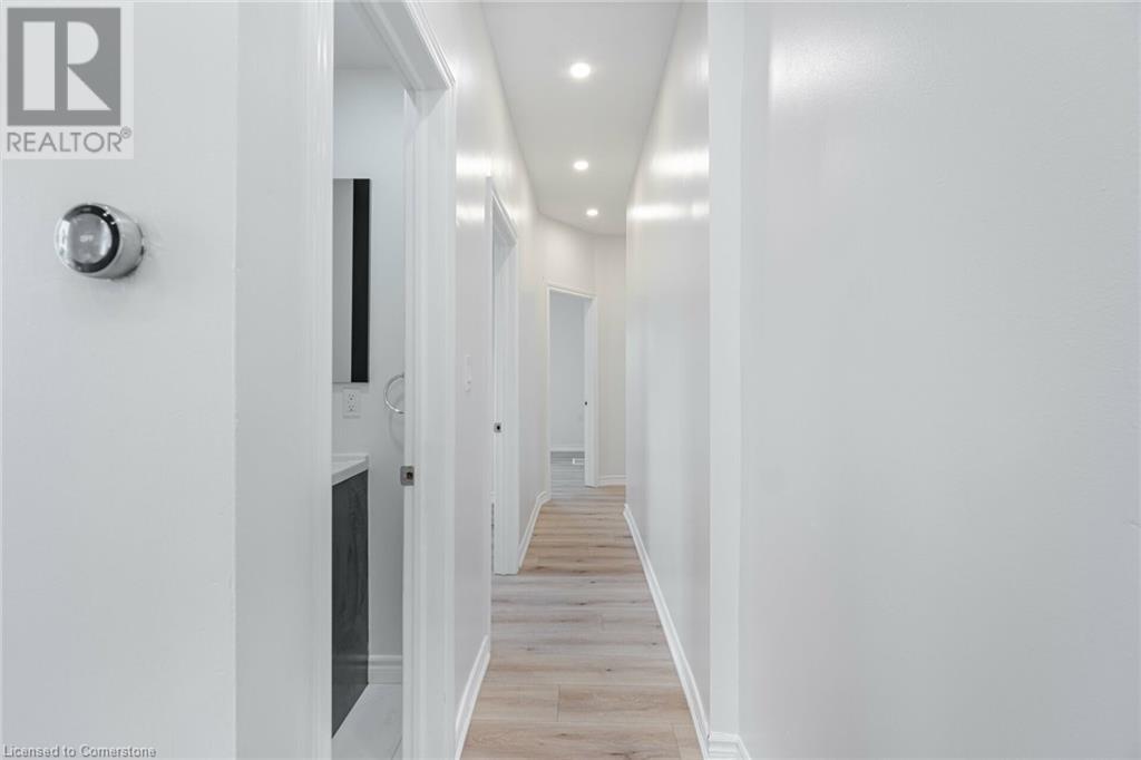 35 Britannia Avenue, Hamilton, Ontario  L8H 1W5 - Photo 25 - 40665574