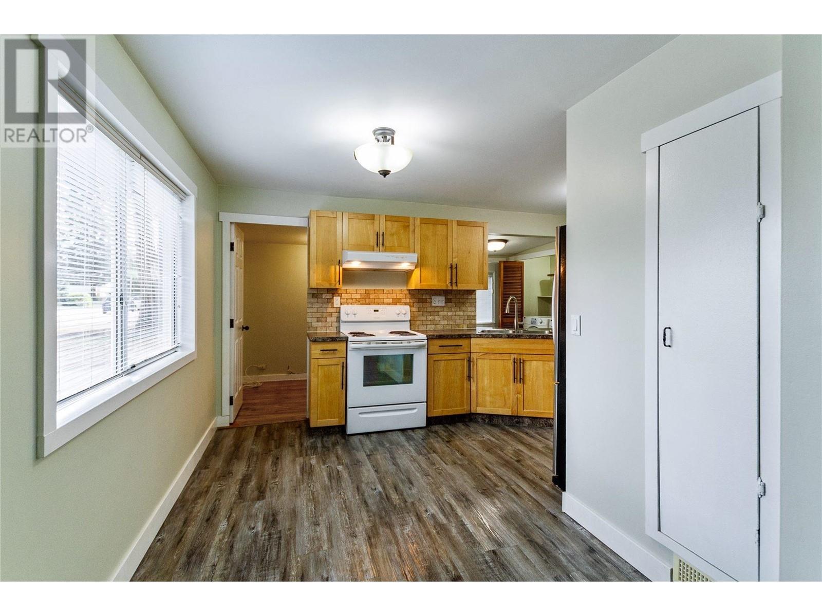 3696 Cedar Drive, Port Coquitlam, British Columbia  V3B 3C9 - Photo 6 - R2921747