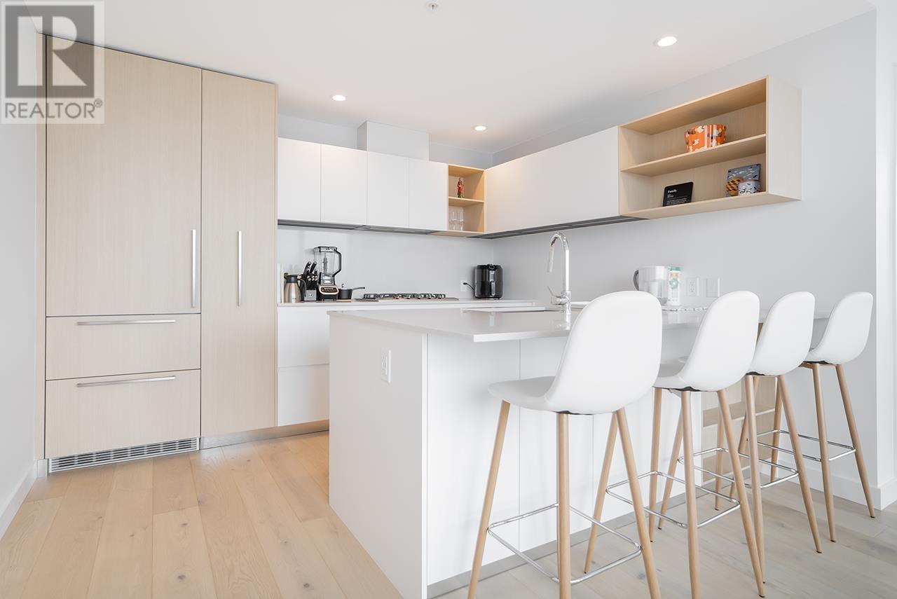 Listing Picture 11 of 27 : 3907 6000 MCKAY AVENUE, Burnaby / 本拿比 - 魯藝地產 Yvonne Lu Group - MLS Medallion Club Member