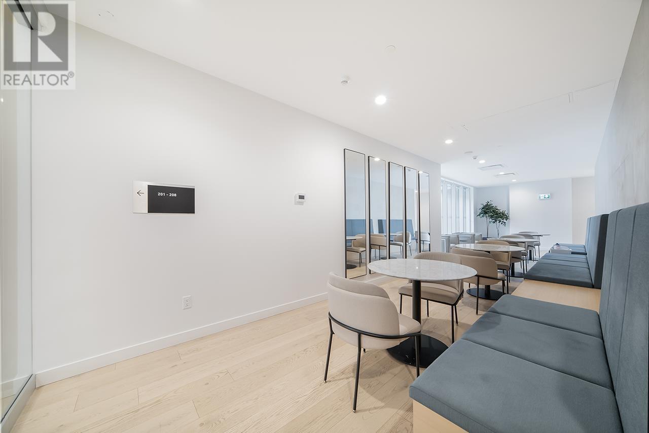 Listing Picture 18 of 27 : 3907 6000 MCKAY AVENUE, Burnaby / 本拿比 - 魯藝地產 Yvonne Lu Group - MLS Medallion Club Member