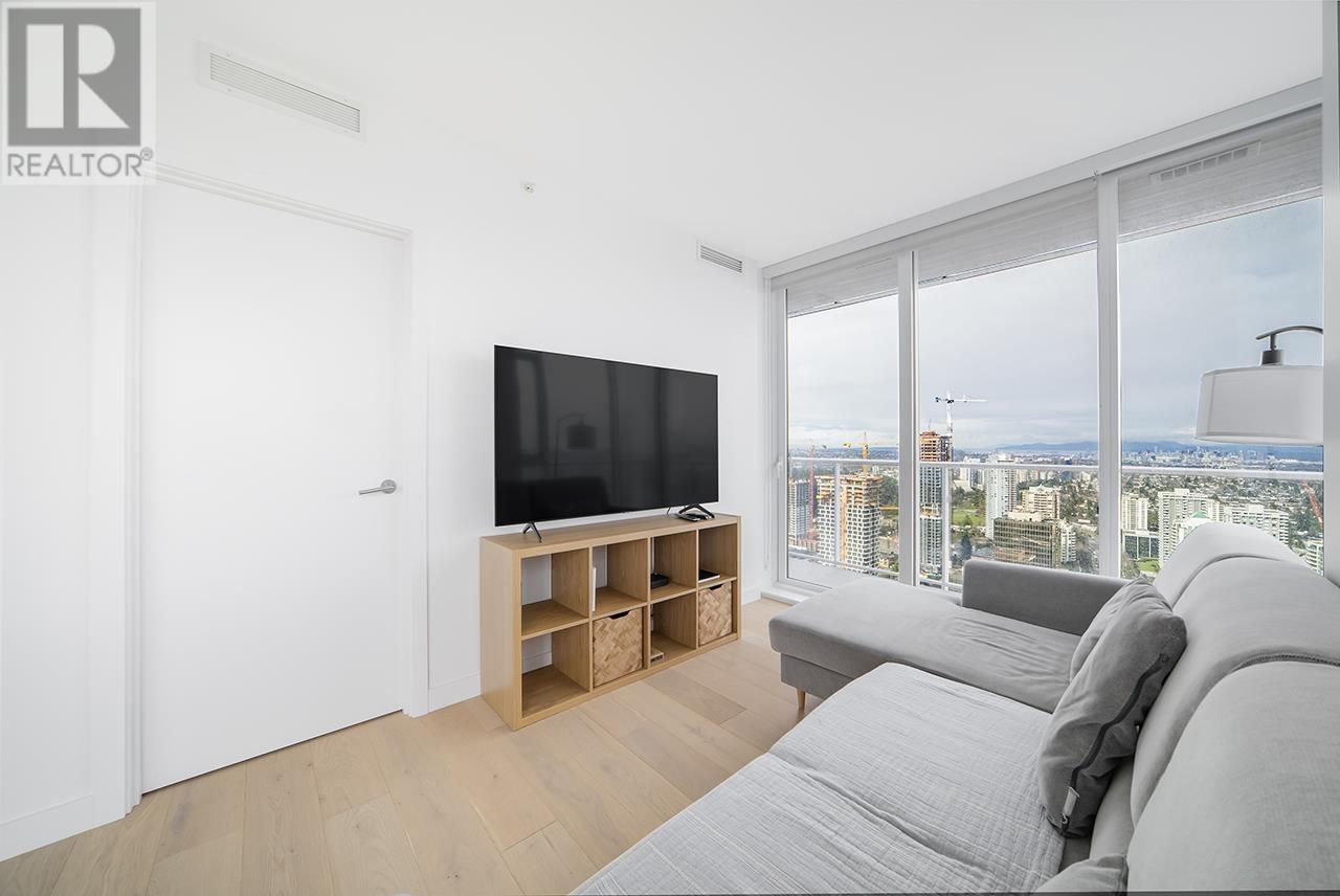 Listing Picture 8 of 27 : 3907 6000 MCKAY AVENUE, Burnaby / 本拿比 - 魯藝地產 Yvonne Lu Group - MLS Medallion Club Member