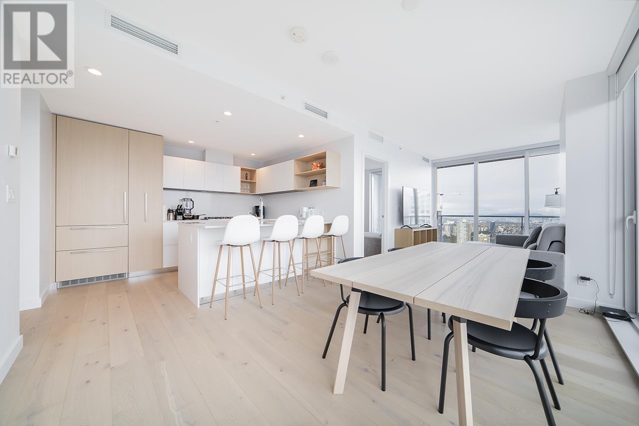 Listing Picture 6 of 27 : 3907 6000 MCKAY AVENUE, Burnaby / 本拿比 - 魯藝地產 Yvonne Lu Group - MLS Medallion Club Member