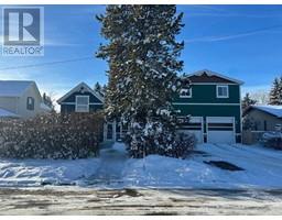 627 11 Avenue, carstairs, Alberta