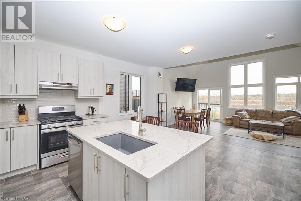 42 Shoreview Drive Drive, Welland, Ontario  L3B 0H2 - Photo 7 - 40667744