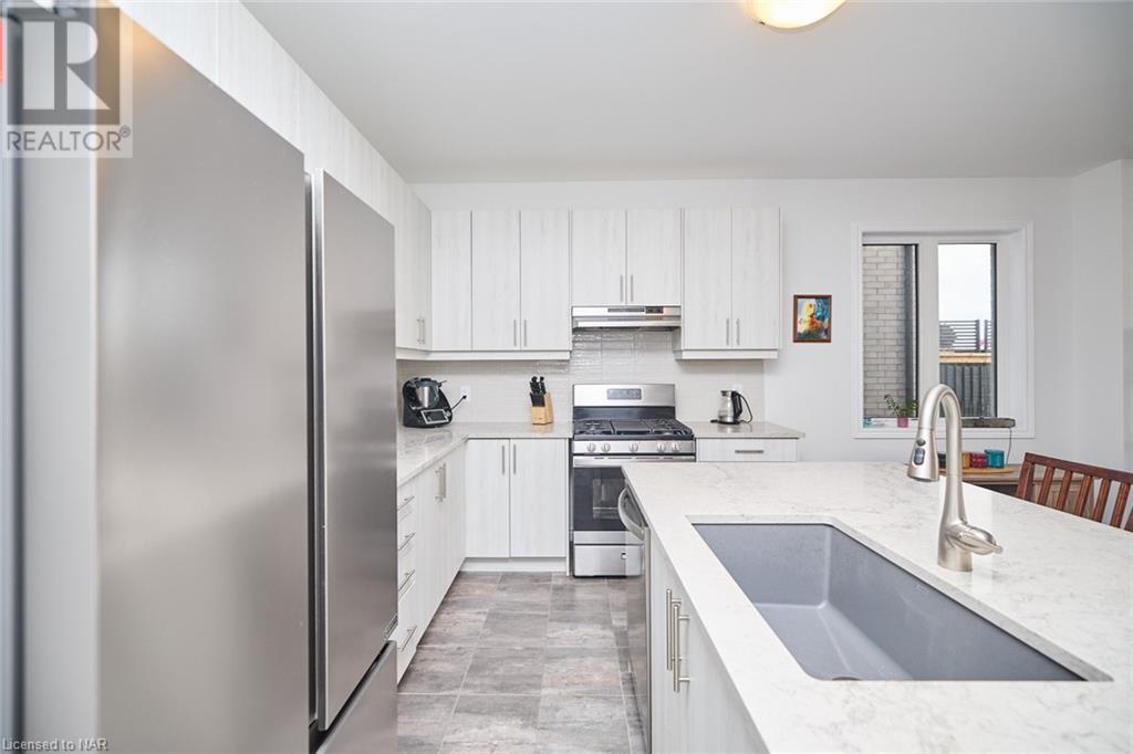 42 Shoreview Drive Drive, Welland, Ontario  L3B 0H2 - Photo 15 - 40667744