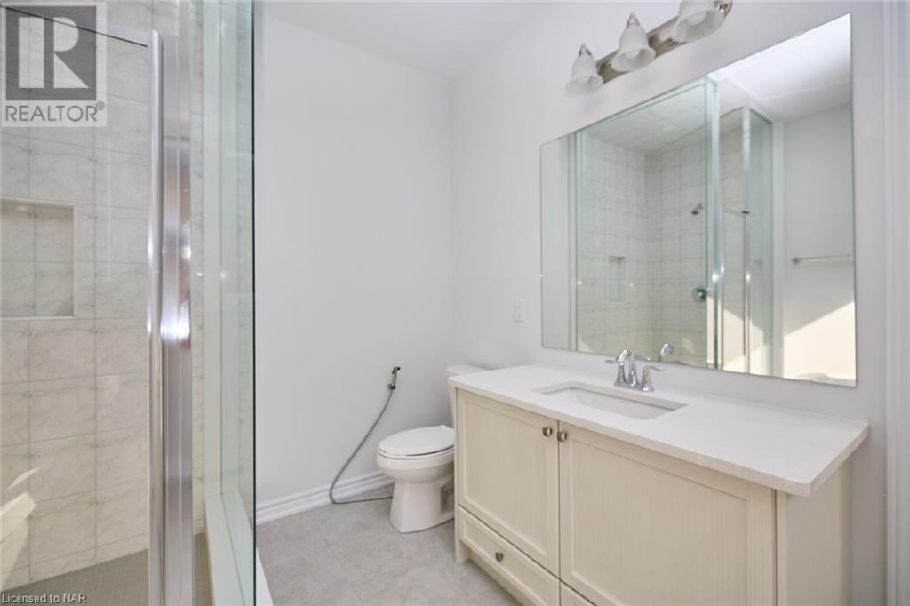 42 Shoreview Drive Drive, Welland, Ontario  L3B 0H2 - Photo 21 - 40667744