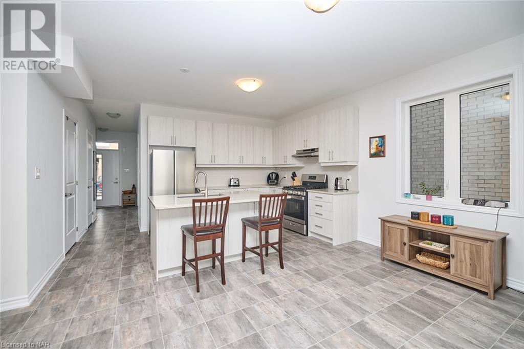 42 Shoreview Drive Drive, Welland, Ontario  L3B 0H2 - Photo 6 - 40667744